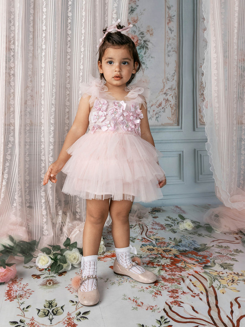 Bébé Ballet Bow Tutu Dress Pink Cloud / 3-6 Months / Shell: (Knitted Fabric 100% Cotton, Net Fabric 100% Nylon) Lining: (Woven Fabric 100% cotton) Bébé Ballet Bow Tutu Dress Pink Cloud / 3-6 Months / Shell: (Knitted Fabric 100% Cotton, Net Fabric 100% Nylon) Lining: (Woven Fabric 100% cotton)